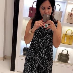 Meet your Posher, Eva